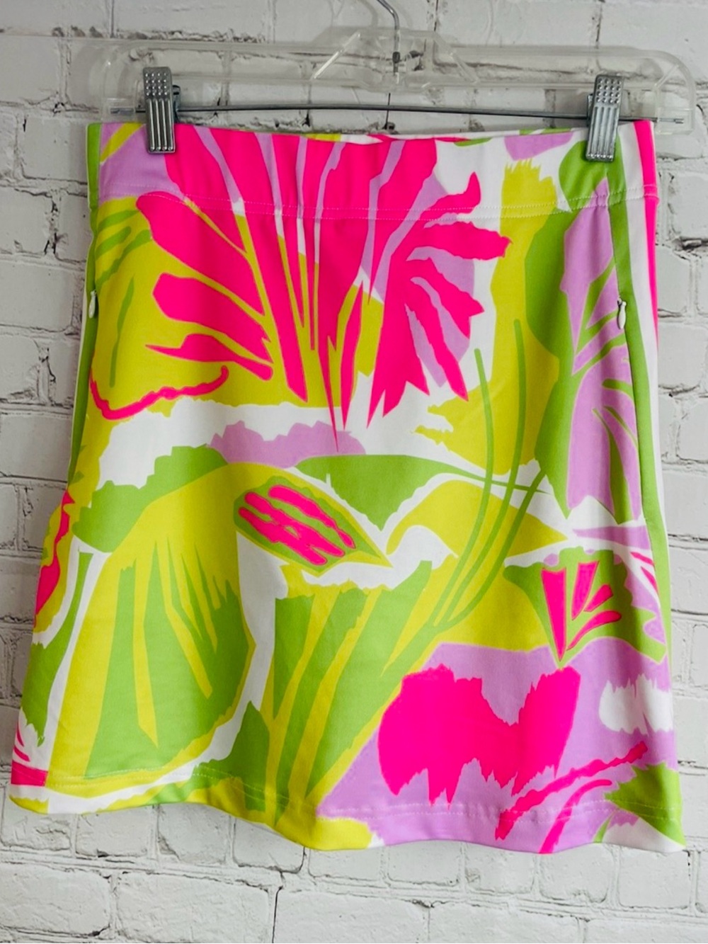 GRETCHEN SCOTT, Tennis Golf Performance Neon Skort in Pink, Green & White, Sz XS